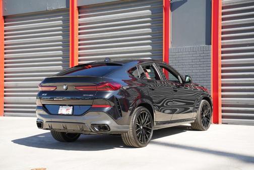 2022 BMW X6 xDrive40i