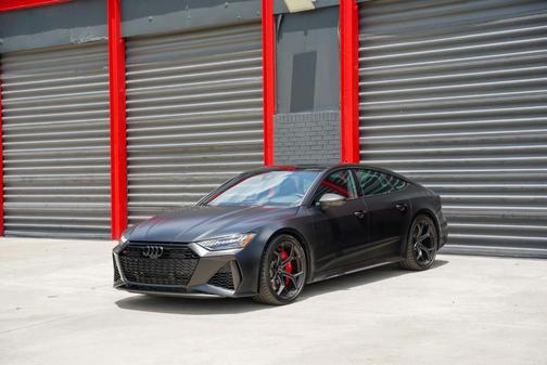 Mythos Black Metallic 2026 Audi RS 7 4.0T quattro performance