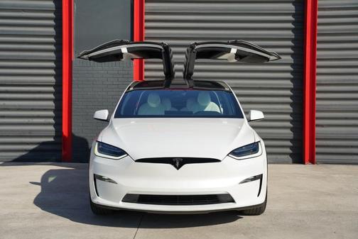 2022 Tesla Model X Plaid