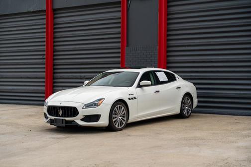2022 Maserati Quattroporte Modena