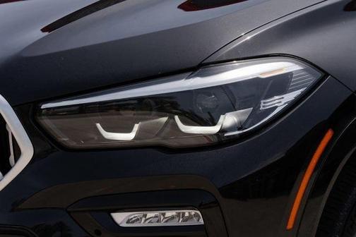 2021 BMW X6 xDrive40i