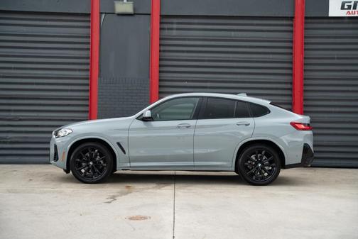 2022 BMW X4 xDrive30i