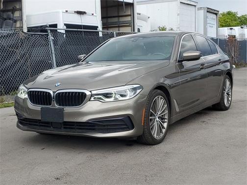 2019 BMW 540 i