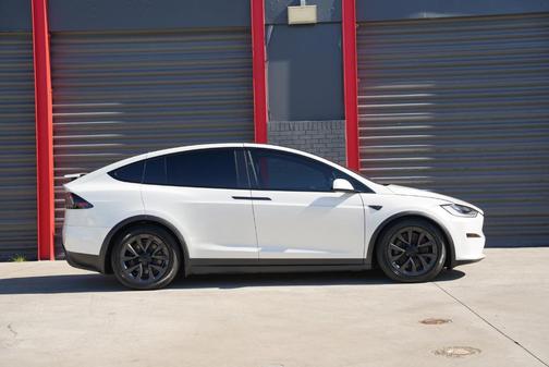 2022 Tesla Model X Plaid