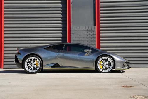 2020 Lamborghini Huracan EVO Base