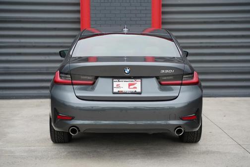 2021 BMW 330 i