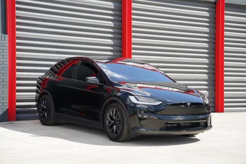 2022 Tesla Model X Plaid