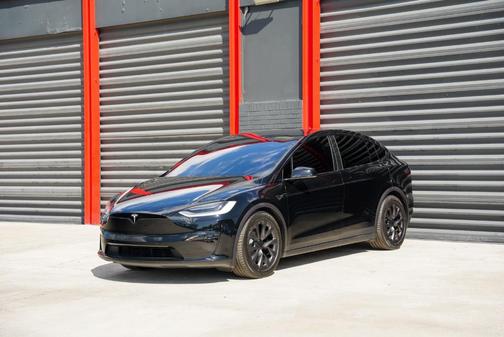 2022 Tesla Model X Plaid