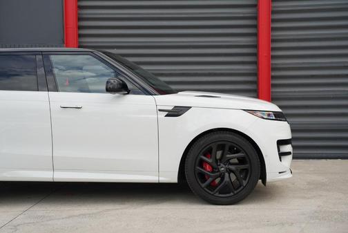 Fuji White 2023 Land Rover Range Rover Sport SE Dynamic