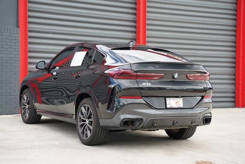 2022 BMW X6 xDrive40i