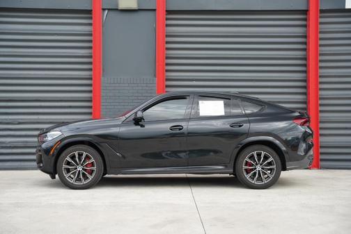 2022 BMW X6 xDrive40i