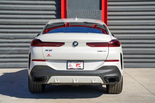 2021 BMW X6 sDrive40i