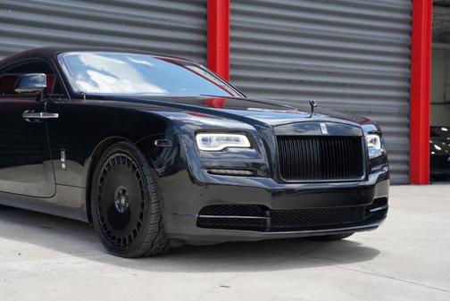 Black Diamond 2019 Rolls-Royce Wraith