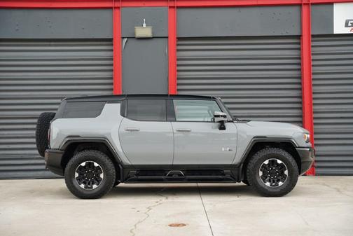 Meteorite Metallic 2024 GMC HUMMER EV SUV 2X