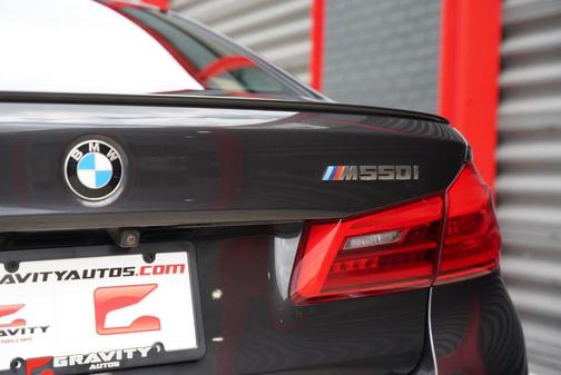 Dark Graphite Metallic 2020 BMW M550 i xDrive