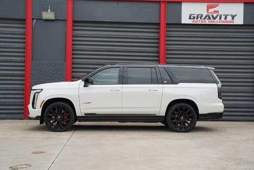 2025 Cadillac Escalade ESV V-Series