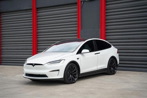 2022 Tesla Model X Base