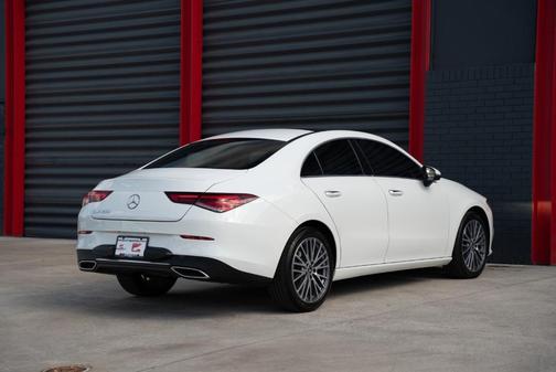 2022 Mercedes-Benz CLA 250 Base