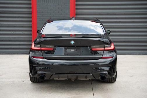 2020 BMW 330 i