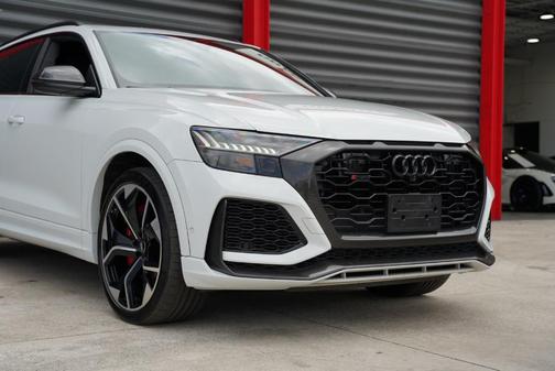 Glacier White Metallic 2020 Audi RS Q8 4.0T quattro