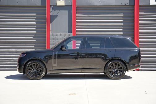 2024 Land Rover Range Rover AUTOBIOGRAPHY