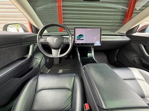 2019 Tesla Model 3 Mid Range