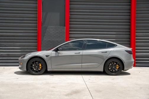 2019 Tesla Model 3 Mid Range