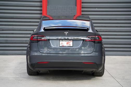 2019 Tesla Model X Long Range