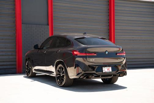 Dark Graphite Metallic 2023 BMW X4 xDrive30i