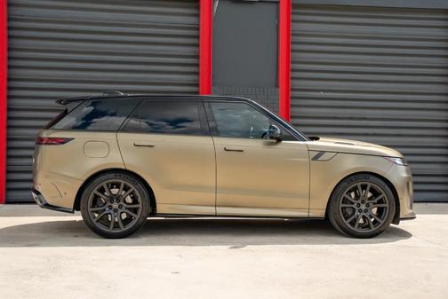 2024 Land Rover Range Rover Sport SV Edition One Carbon Bronze