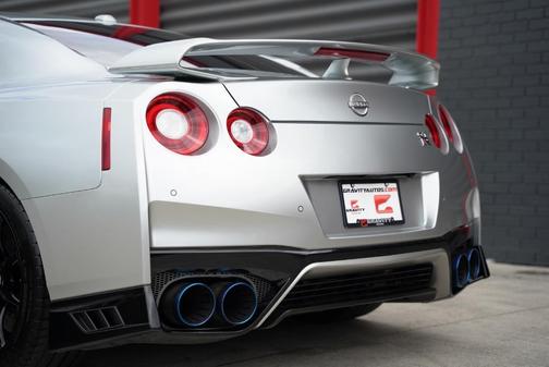 2023 Nissan GT-R Premium