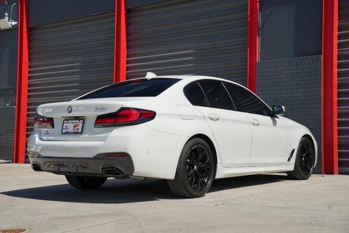 2022 BMW 540 i