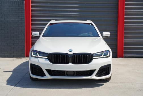 2022 BMW 540 i