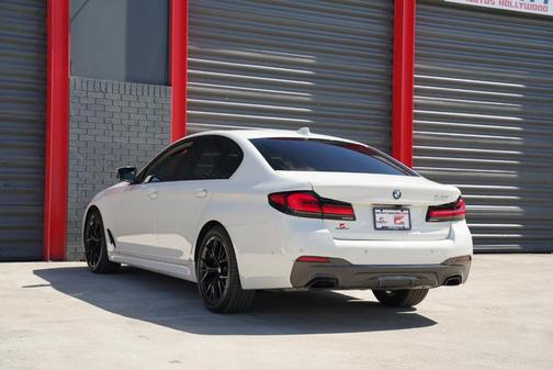 2022 BMW 540 i