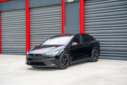 Black 2022 Tesla Model X Base