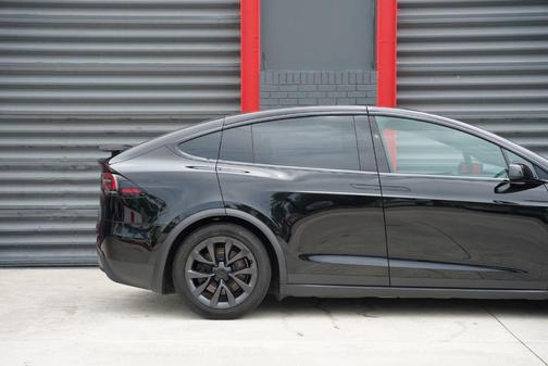 Black 2022 Tesla Model X Base