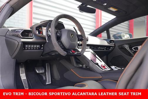 2021 Lamborghini Huracan EVO Base