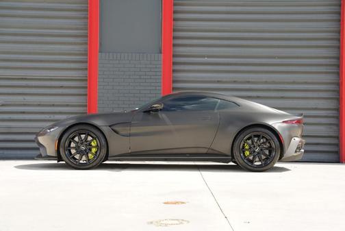 2019 Aston Martin Vantage Base