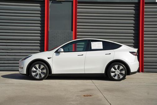 2022 Tesla Model Y Long Range