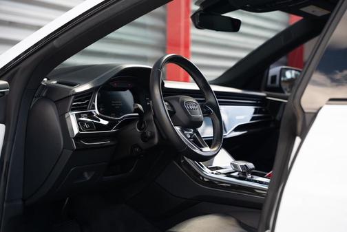 2021 Audi Q8 55 Prestige
