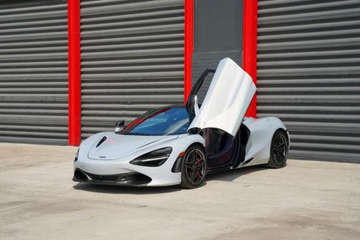 2018 McLaren 720S 