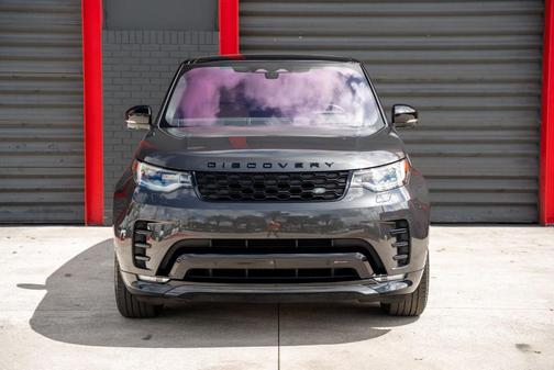 2023 Land Rover Discovery P300 S R-Dynamic
