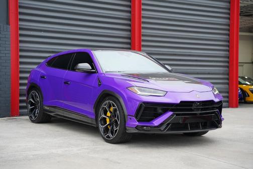 2024 Lamborghini Urus Performante