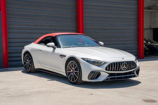 MANUFAKTUR Moonlight White Metallic 2023 Mercedes-Benz AMG SL 55 Base