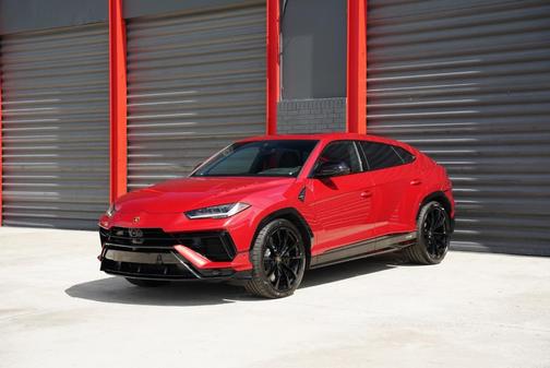 2023 Lamborghini Urus S