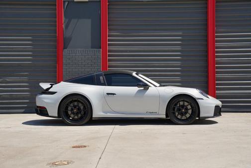 Ice 2026 Porsche 911 Targa 4 GTS