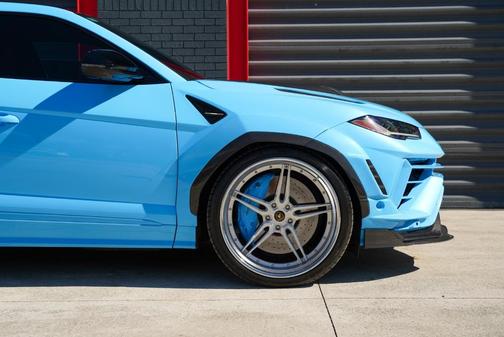 2023 Lamborghini Urus S