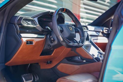 2023 Lamborghini Urus S