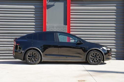 2022 Tesla Model X Plaid