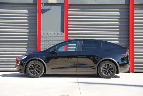 2022 Tesla Model X Plaid